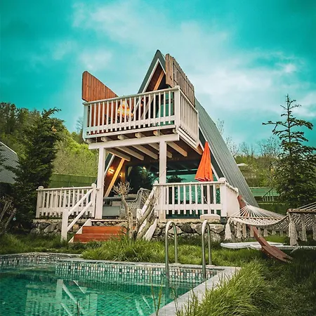 Grand Paradise