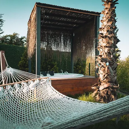 Grand Paradise *