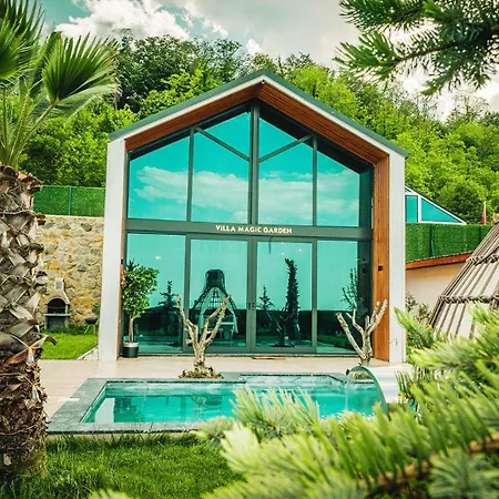 Hotel Grand Paradise